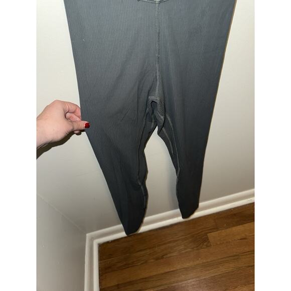 Lululemon Align Ribbed Bodysuit 25" Green Dark Forest size 6 Sleeveless - Picture 4 of 7